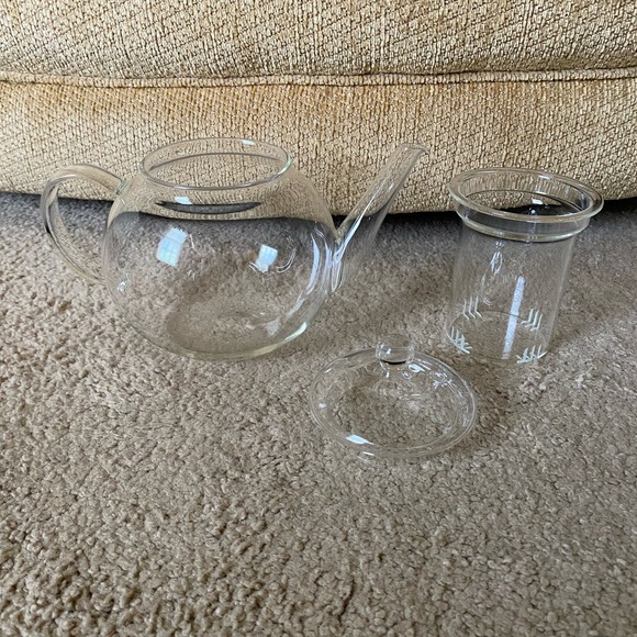 Teabloom Timeless Moments Celebration Teapot - Picture 7 of 14